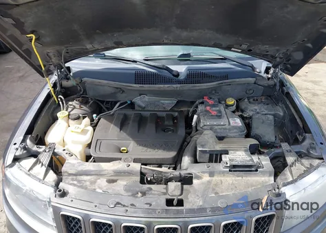 2016 Jeep Compass 75Th Anniversary из США, поврежденный, VIN 1C4NJDBB4GD692954